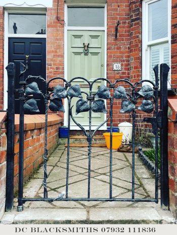 , Abbot Gate